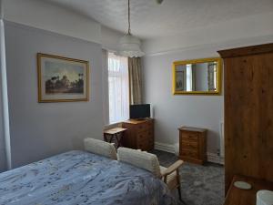 Shoreline Accommodation