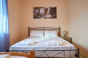 White lilies the house of gourmet flavours