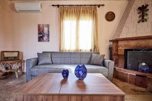 White lilies the house of gourmet flavours