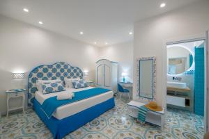 Villa Teresea- Just steps from the beach