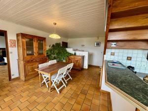 Maisons de vacances Grande Maison au Calme : photos des chambres