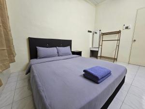 May Flower Hostel