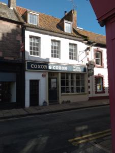 Bridge Street Apartment