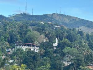 Genuine Resort Kandy