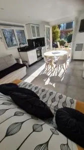 Charming studio proche Dolce Via - Saint-Michel-de-Chabrillanoux