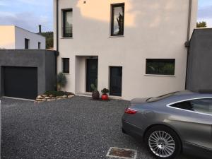 Villa avec piscine près des plages