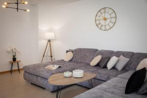Lasta Suite Apartment - Private parking x2