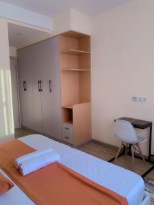 Executive living two bedroom apartment with heated swimming pool and well equipped gym with amazing city scenic views