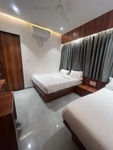 Hotel Rudraksh - Ghārgaon