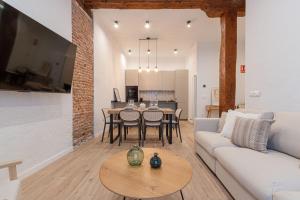 Ribera Suites Plaza Colon