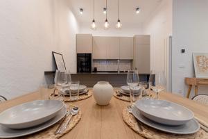 Ribera Suites Plaza Colon