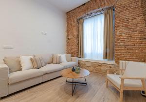 Ribera Suites Plaza Colon