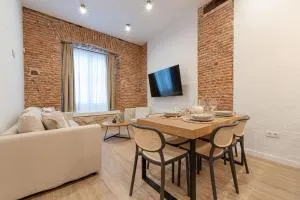 Ribera Suites Plaza Colon - La Cistérniga