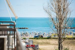 House 30 meters from the sea with gated parking