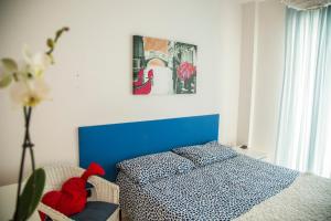 House 30 meters from the sea with gated parking