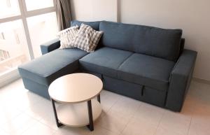 Modern 1 bed apartment, minutes from the beach