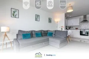 Two Bedrooms Apartment By Vesta Serviced Accommodation & Short Lets Hatfield With Free WiFi - Potters Bar