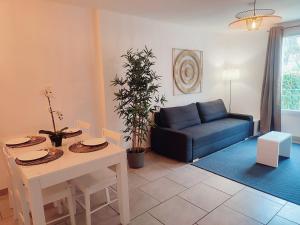 Appartements Le Baou Beni - Piscine, Climatisation & Parking : photos des chambres