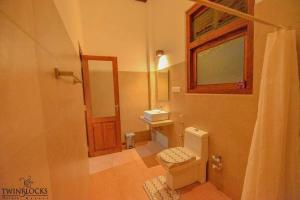 Twin Blocks Nature Resort