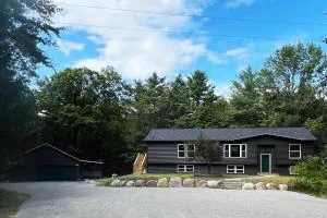 Forest Lake Haven Close to Lake George and Gore Mountain - Athol
