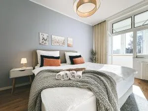 NEU Life&Work 2-4-Betten mit Stehschreibtisch am Uni-Klinikum - Rüttenscheid