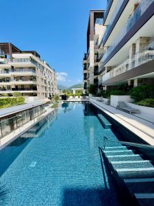 2 bedrooms Elena residence