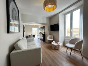 Appartements E1 Reton magnifique T3 RDC terrasse et jacuzzi : photos des chambres