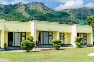 Polar Park Reloaded Guest Lodge - Matsapha