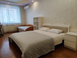 велика двокімнатна Данькевича