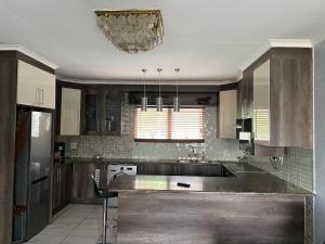 Cozy two bedroom apartment with Study