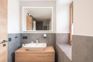 Pension BergMoment Ferienwohnungen oder Zimmer mit Frühstück