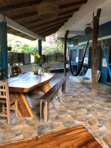 Hostal Posada Frida - 兹波利特