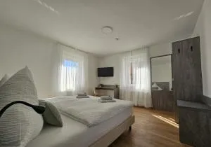 Regenbogen8 Ferienwohnungen - Linsengericht