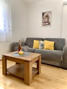 Викендица Братунац - Lonjin