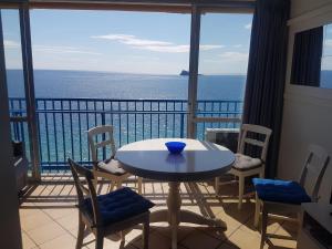 Las Palmeras 1° linea playa