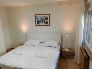 Apartment M&R 