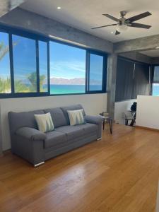 Casa Termales Solo Adultos Frente al Mar Sistema Solar