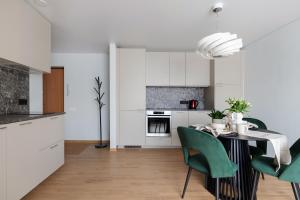 Cozy 1BD with Bathtub Close to Old Town