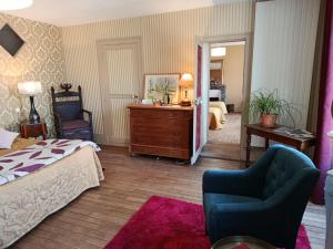 B&B / Chambres d'hotes B&B Girolles les Forges : photos des chambres