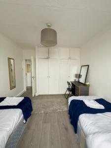 Brendon Street Luxe Retreat 3BR Sleeps 6