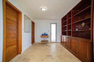 5 mins from beach, Hilltop villa with pool