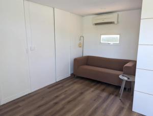 Maisons de vacances Cottage with Natural Pool : Maison 2 Chambres