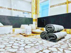 Appartements Magnifique appartement le Cannet,Cannes, Parking, Wifi : photos des chambres