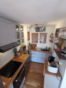 Lovely apartment with pool close to beaches