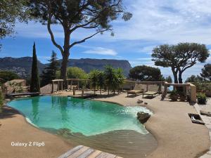 villa les nefliers vue panoramique mer et plage à pied