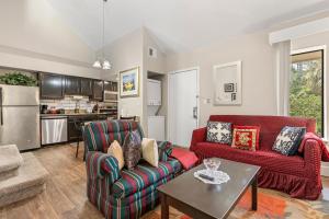 Tranquil Haven 2BD 2BA Paradise 10min to Orlandos Best Theme Parks