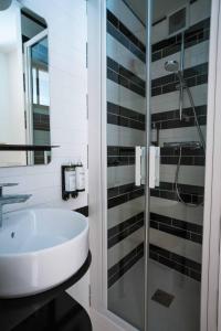 Hotels Hotel Le Croiseur Ginette - Entierement renove : photos des chambres