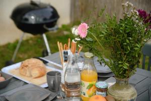 Appartements EDEN l Jardin, Bbq, Duplex l Parking Gratuit & Super Wifi l Vue Panoramique Sainte-Victoire : photos des chambres