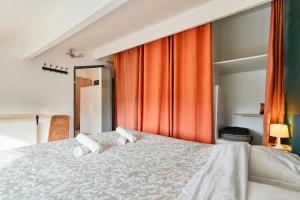 Appartements EDEN l Jardin, Bbq, Duplex l Parking Gratuit & Super Wifi l Vue Panoramique Sainte-Victoire : photos des chambres