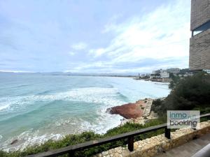 Sun Beach Margon Salou , vistas al Mar, piscina y PK